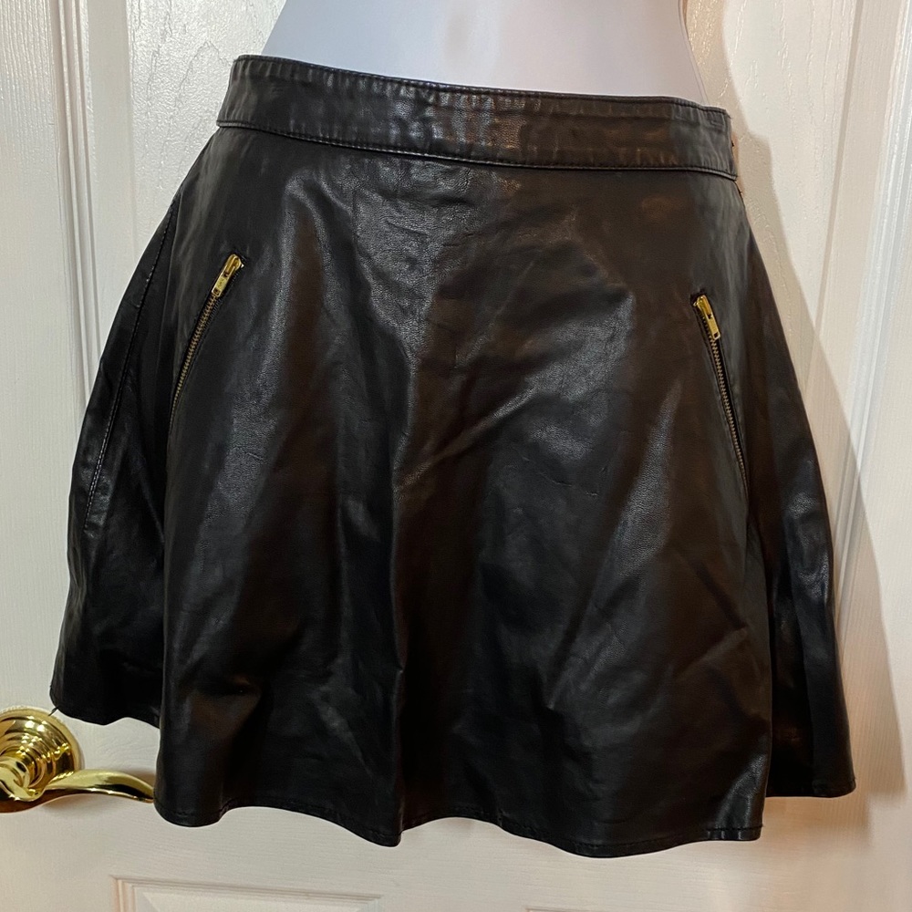 Free People Leather Skirt with Pockets!!